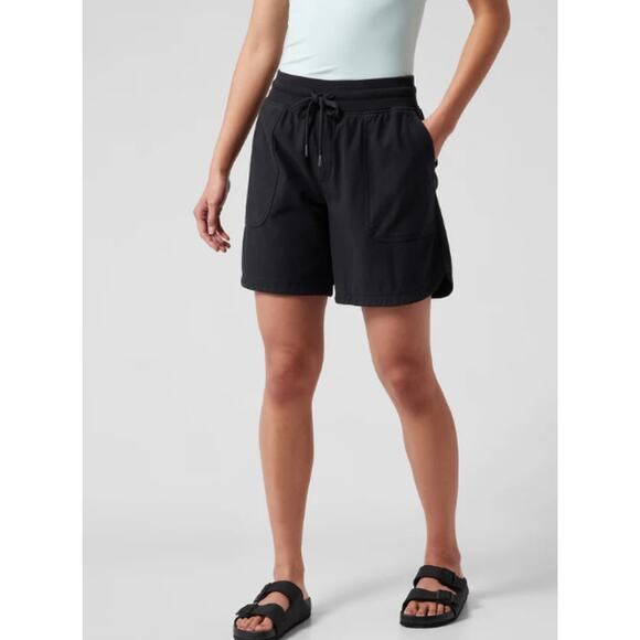 Athleta Elastic Waist Drawstring Farallon Midi Shorts Black Size Small Petite - Picture 1 of 8
